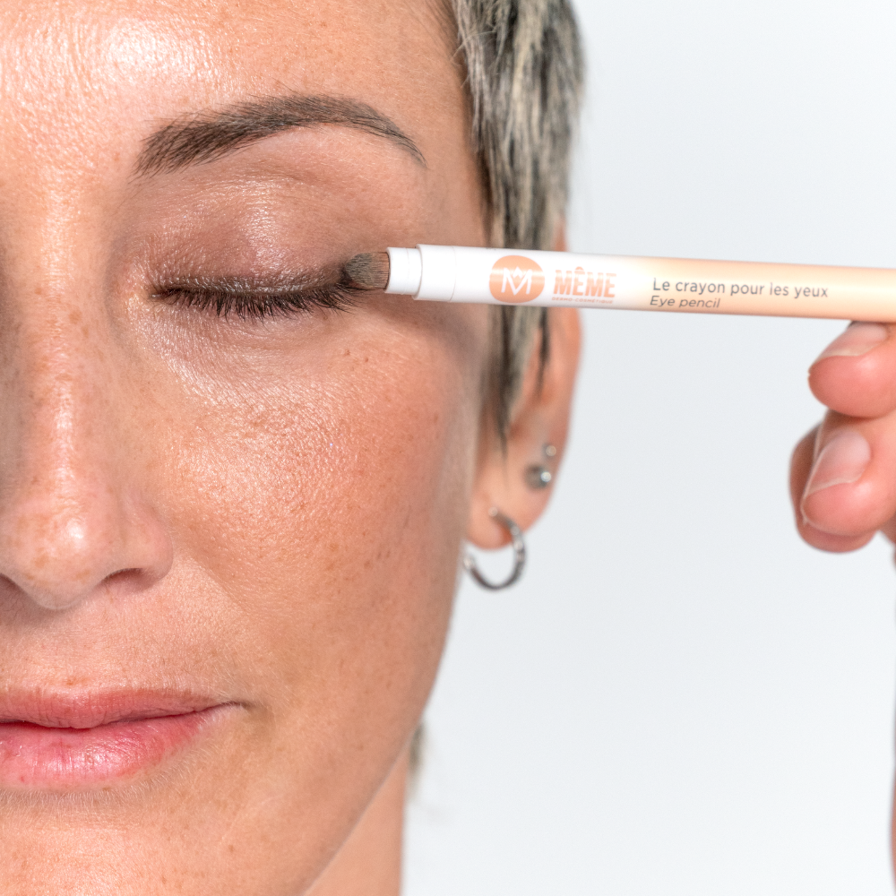 Même Cosmetics lápiz de ojos oncológico