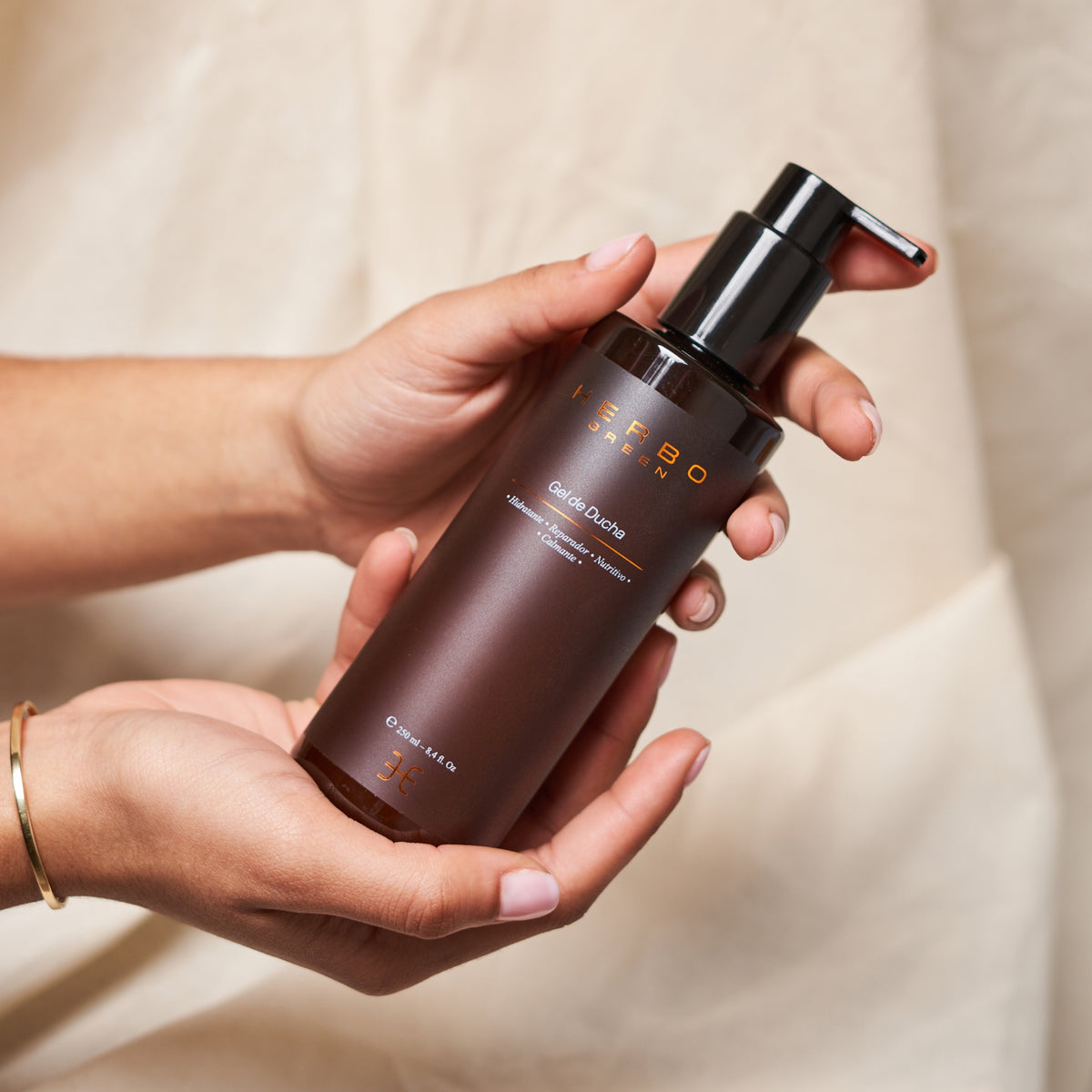 Gel de Ducha Reparador piel seca o dañada  250 ml – HerboGreen