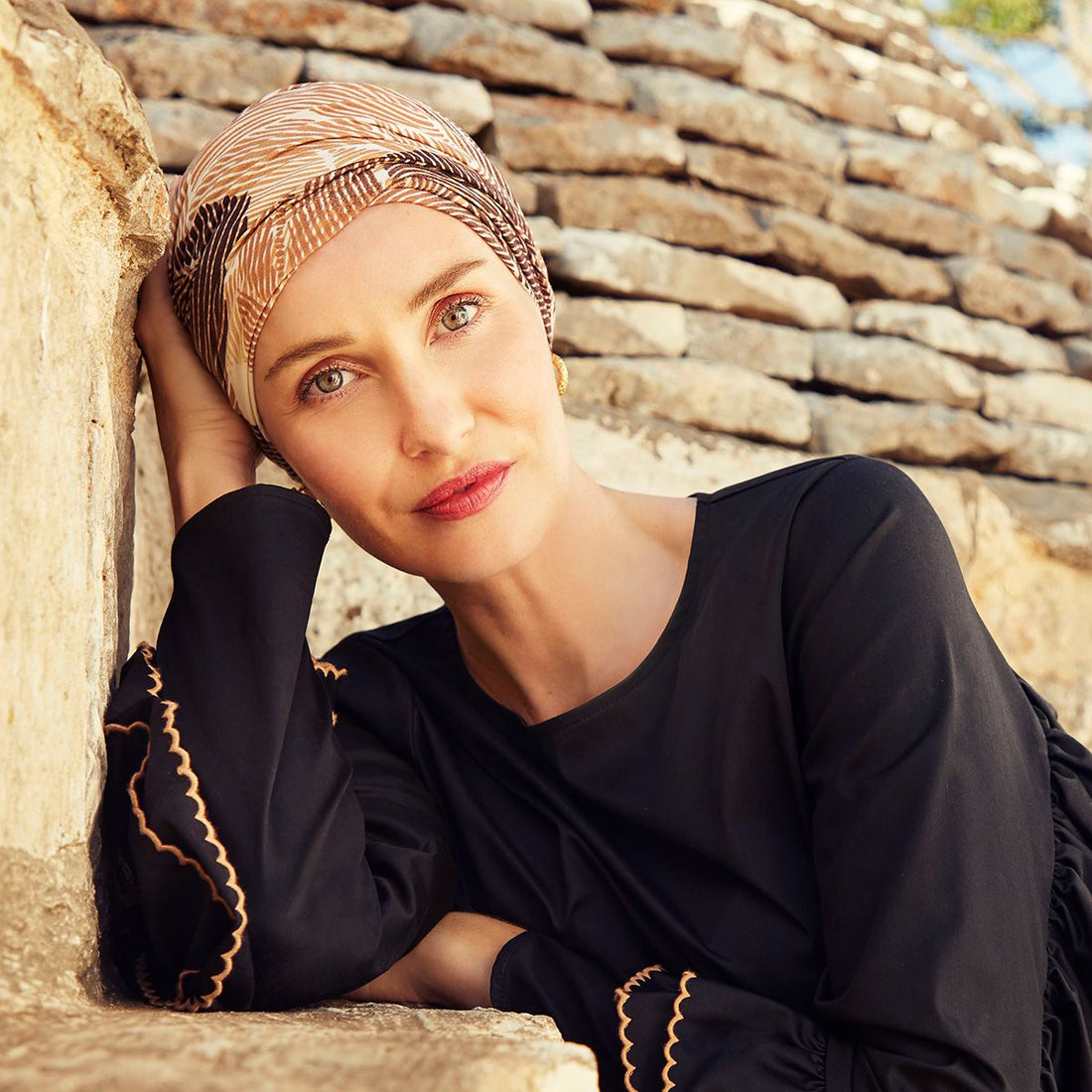 Amia Turban Shades of Africa de Christine Headwear turbante oncológico de bambú con detalle cruzado