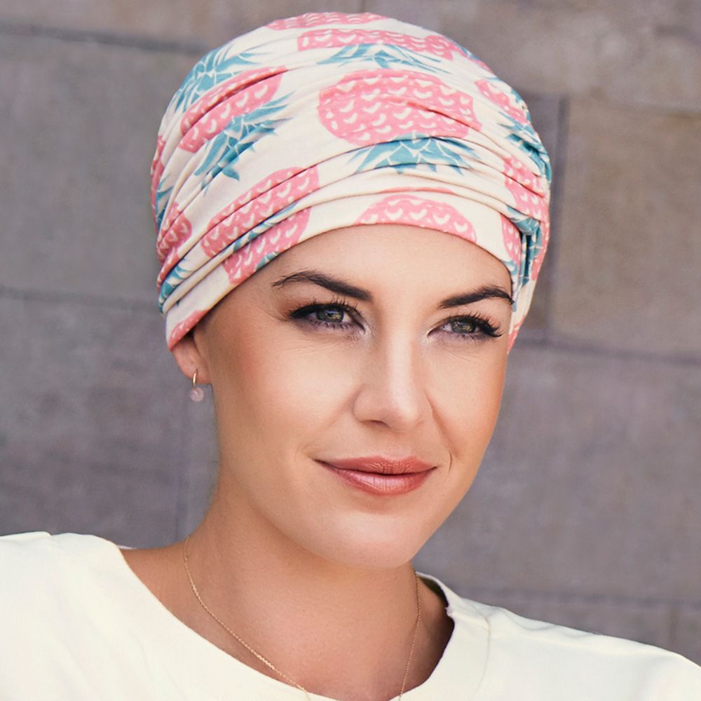 Karma Turban Pineapple Print turbante oncológico de bambú Christine Headwear estampado tropical