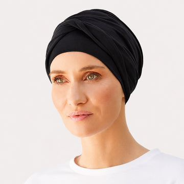Shakti Turban 0211 Black de Christine Headwear turbante oncológico de bambú negro